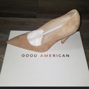 BNIB Good American Nude Suede Heels 7.5